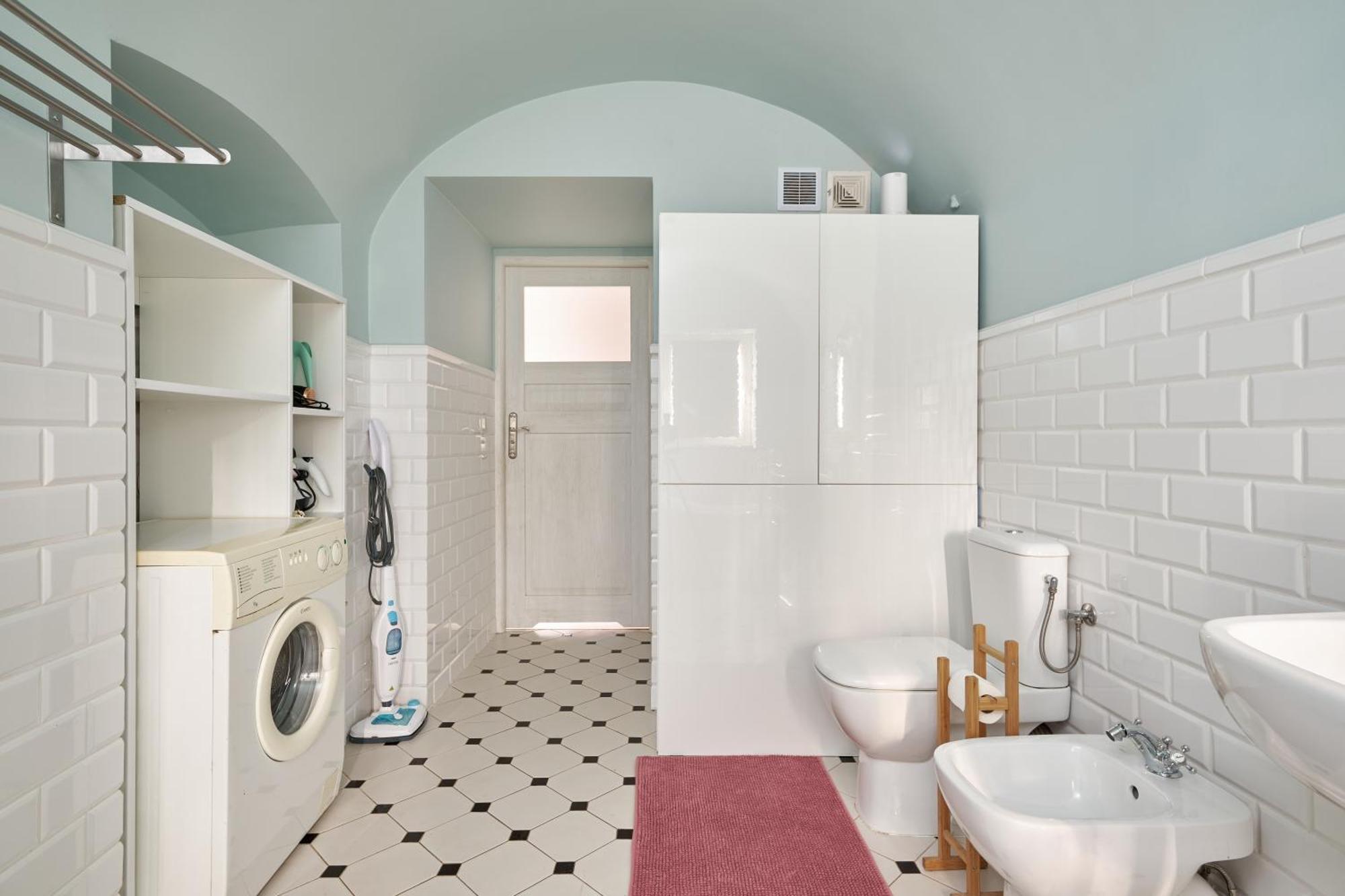 Apartment Empujon *